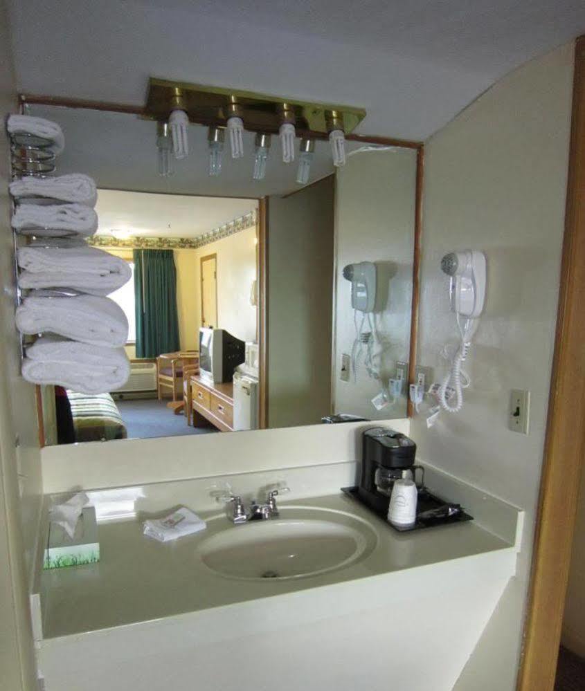 Cassville Budget Inn ภายนอก รูปภาพ